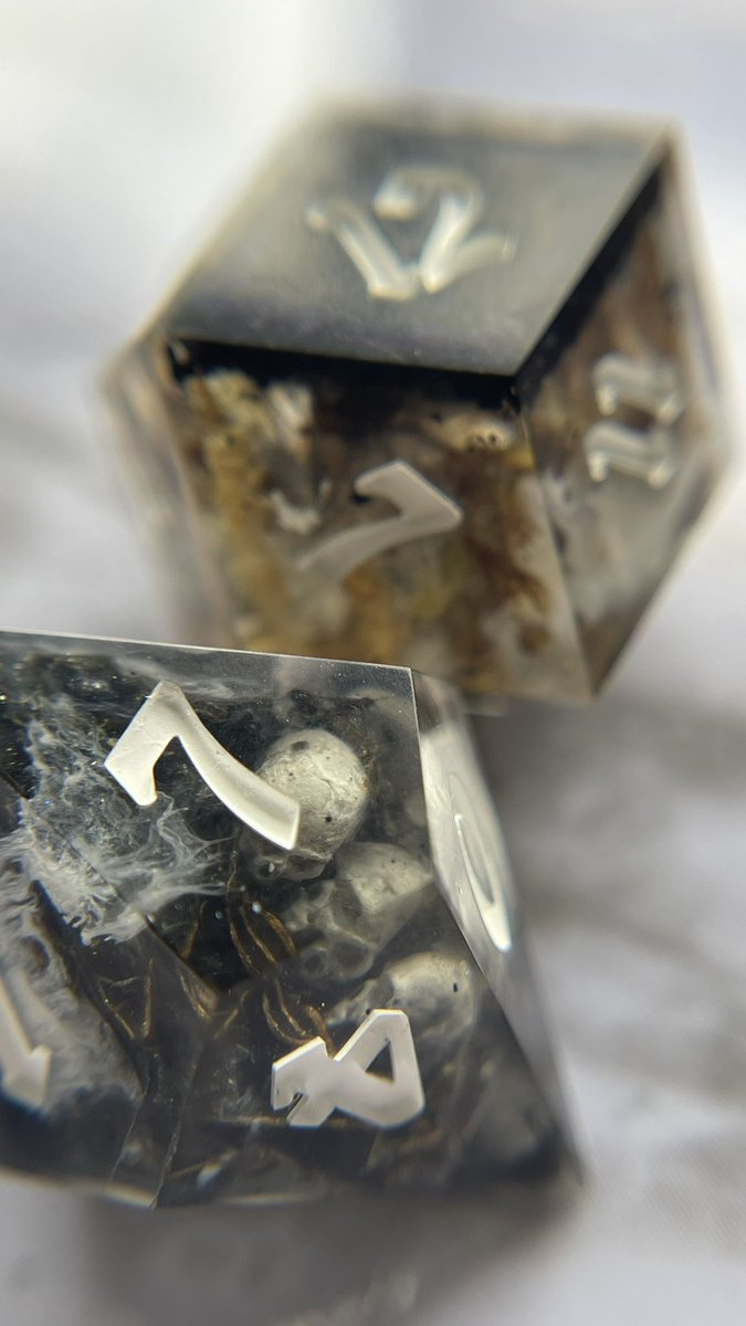 ArtysCrafts's tweet photo. I was commissioned to make 6 pairs of dice, one for each type of land in Magic the Gathering.

This was such a fun project to work on and I am so grateful for the unique opportunity. https://t.co/l2E2TEt85A