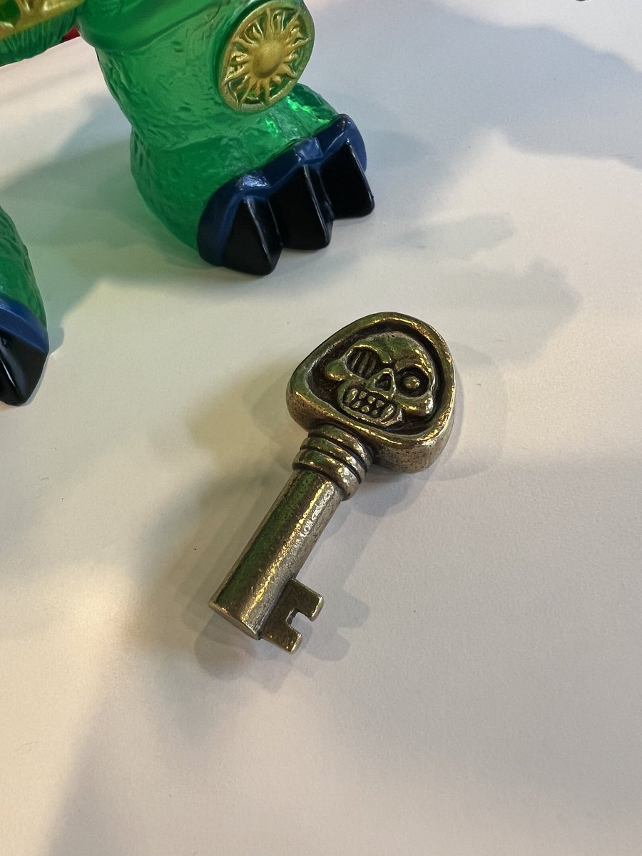 ギガルギュロム 鍵 ソフビ クリアグリーン ktokto