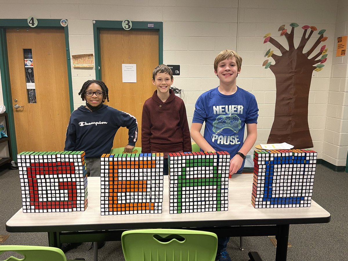 ConleeJenna's tweet photo. Many thanks to the families that came out for the Gifted Advisory Committee meeting at Wilder Middle! Rubik’s Cube, 24 Math, KEVA Planks, and WordMasters were the highlights of the evening! https://t.co/ZCA7YuZvRC