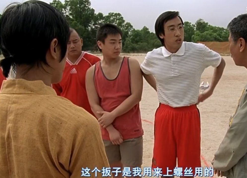 14）再来看一下市值
$dydx  3亿   流通仅21.4%，119位
$gmx    4亿  全流通，排95位
$gns     1.7亿 全流通，排186位

下轮牛市某个去中心化赛道最赚钱的协议进前20，这应属合理，市值上都OK。

那么在赚钱能力、宣传能力、行业资源谁更强？