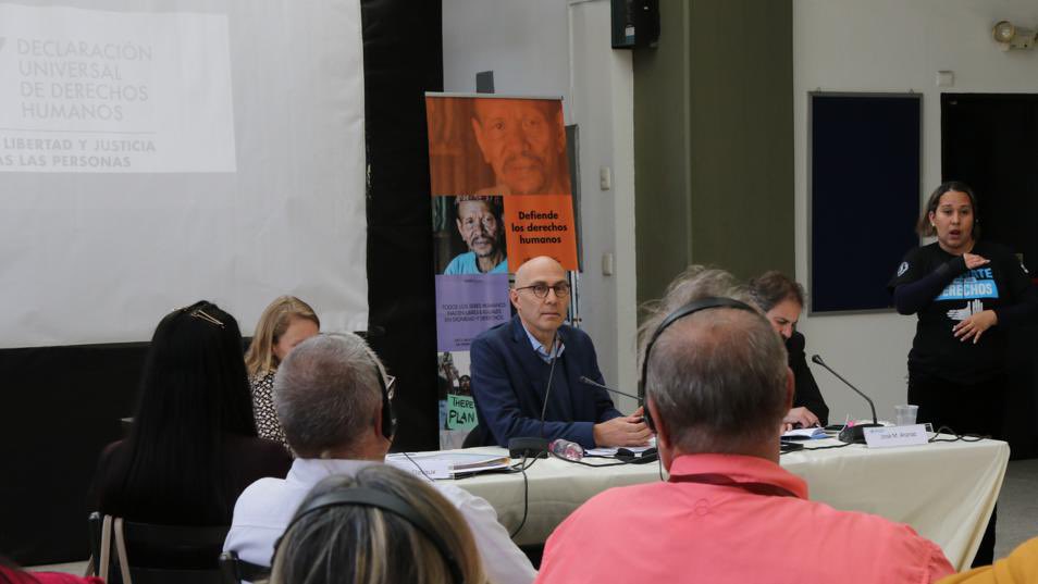 volker_turk's tweet photo. Glad to engage with various civil society &amp; victims’ groups on my very first day in #Venezuela. My visit is one of solidarity, dialogue and action. All countries need and deserve a free and vibrant civic space. #StandUp4HumanRights https://t.co/YNLSdIpS3L