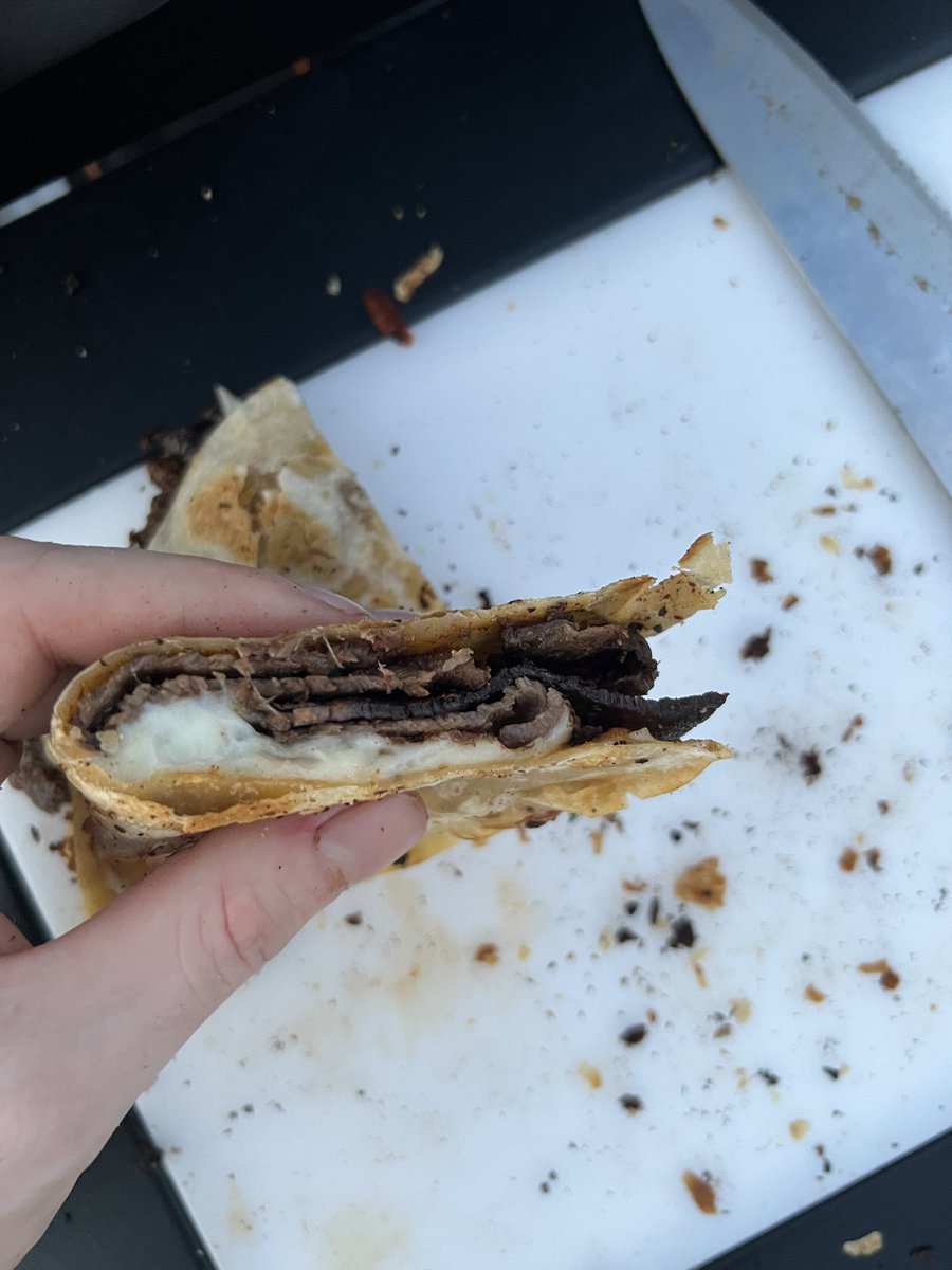 MAYZ on Twitter "Who really slangs meat like me?"