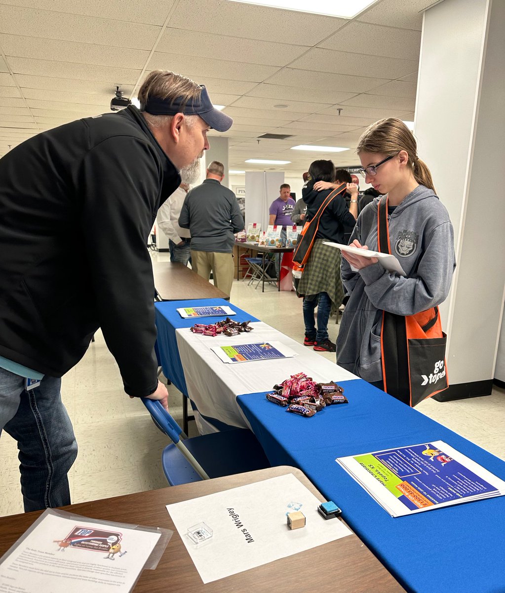 JAGK_EE's tweet photo. Topeka @JAG_Kansas programs had a great day at the Made for Manufacturing event @washburn_tech! Students were able to talk to numerous employers and learn about amazing career opportunities and skills to help them build successful futures. #GoTopeka put on a great event! #JAGK https://t.co/yJZjZLOIbI
