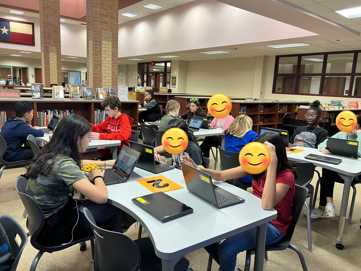 BeckJHLibrary's tweet photo. Our 6th and 7th graders have been working their way through @kisdsectech ‘s #katydigcit Canvas course! #digitalcitizenshipweek @BeckJuniorHigh #connectatbeck @katy_libraries #katylibraries @kbrown_edtech @librarianerh https://t.co/HohdHKU664