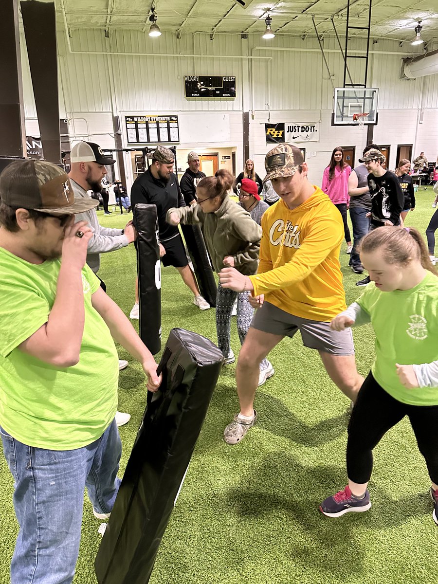 RHHSFootball's tweet photo. Another great Thursday hosting our SNAP crew! Our players came up with a kickboxing &amp; kickball session and everybody had a blast. 

#SetTheSTANDARD | #BTH https://t.co/WmuYwLEZjg