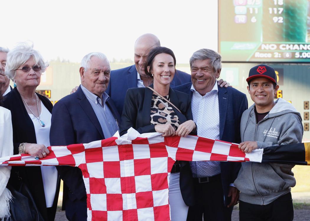 I want to thank the Eclipse Awards and the Stronach Group for including my late Pops, Glen Todd, in the most prestigious awards in Thoroughbred Racing. Overwhelmed as I wasn't expecting.  I am grateful for everyone's support. @EclipseAwards@AaronGryder