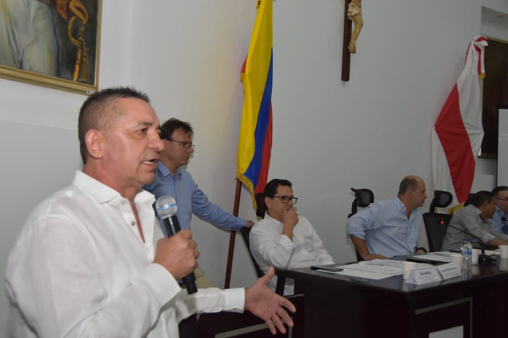 Alcaldiajda's tweet photo. En representación de los costeros, el alcalde @carloshigginsv1 participó de la Comisión de Ordenamiento Territorial @SenadoGovCo - Sesión descentralizada en la @AsambleaAtlco https://t.co/EWuLvFbny4