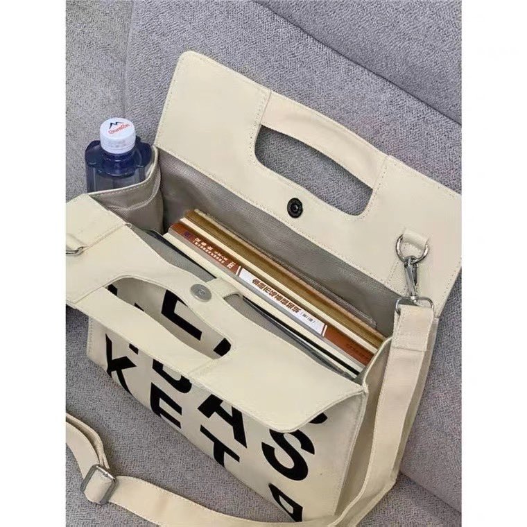 mntxstore_'s tweet photo. (pre order) กระเป๋าสะพายข้างสี่เหลี่ยม🤍
ขนาด 34x15x39 cm
ราคา 250 ค่าส่ง 40/60
#กระเป๋าสะพายข้าง #กระเป๋าผ้า #พรีออเดอร์จีน https://t.co/Y3HckKgqNU