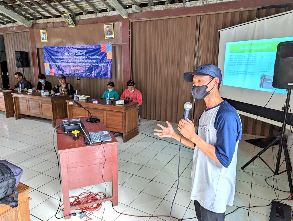 Thought-provoking field visit to one of IDEAKSI innovators brings together CLIP partners from @Elrha, @StartNetwork, @ADRRN1, @SeedsIndia, @AsecsaG, CDP Philippines, and YEU to discuss project learnings & answer sustainability questions on the 4th day of CLIP Annual Workshop 2023