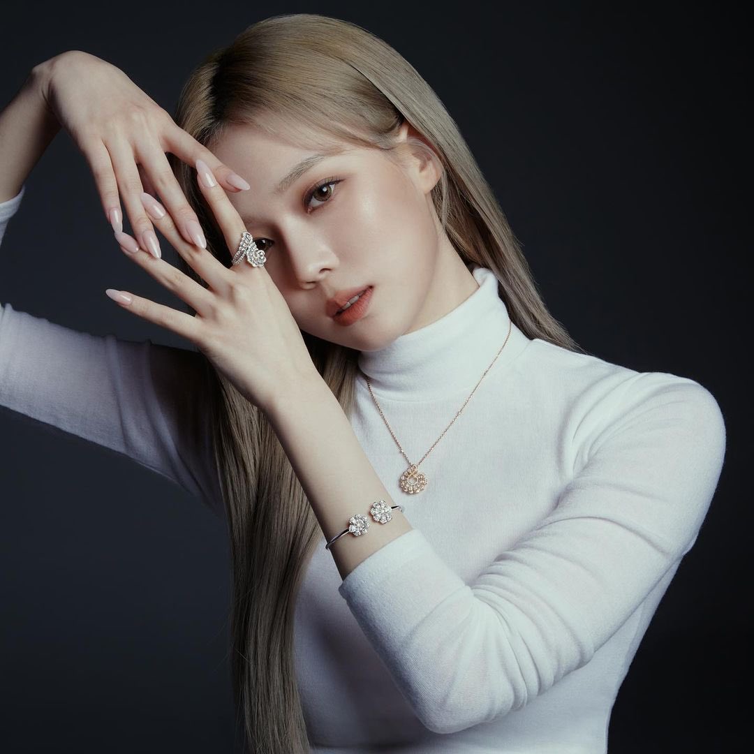 aespapic's tweet photo. #aespa for Chopard https://t.co/kgwh5jFWB1