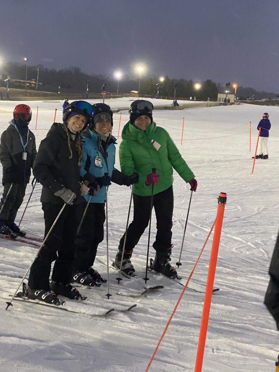 brackenjen's tweet photo. Another fun night at Perfect North Slopes for Madeira Ski Club! https://t.co/G4ns0dSxT9