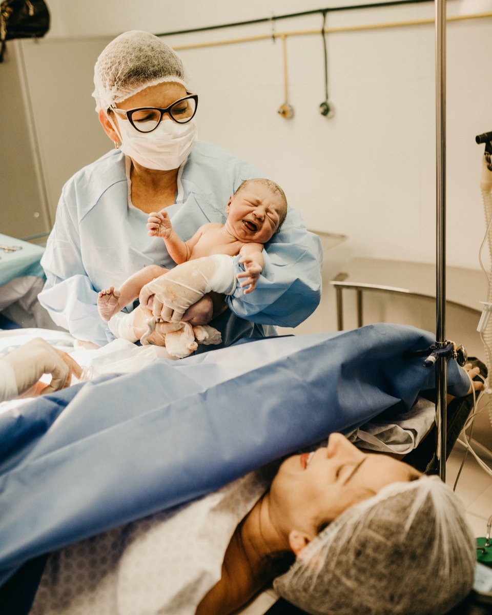 UUNursing's tweet image. Get certified in the Neonatal Resuscitation Program (NRP) and gain the knowledge &amp;amp; skills you need to provide the best care for your neonatal patients.  uunursing.com/aha-cpr-course… 

#neonatalcare #neonatalresuscitationprogram #healthcarepros