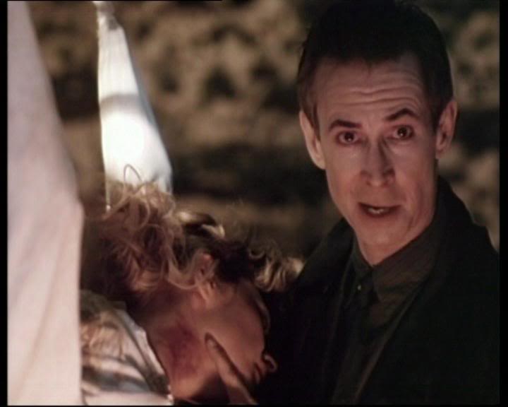 SemetraRhodes's tweet image. #Horror Released Jan. 26: DAUGHTER OF DARKNESS [USA, 1990, television premiere: CBS] Dir: Stuart Gordon (Re-Animator) Stars Mia Sara &amp;amp; Anthony Perkins.

#HorrorReleaseDates #MadeForTVHorror #AnthonyPerkins #StuartGordon #Vampires