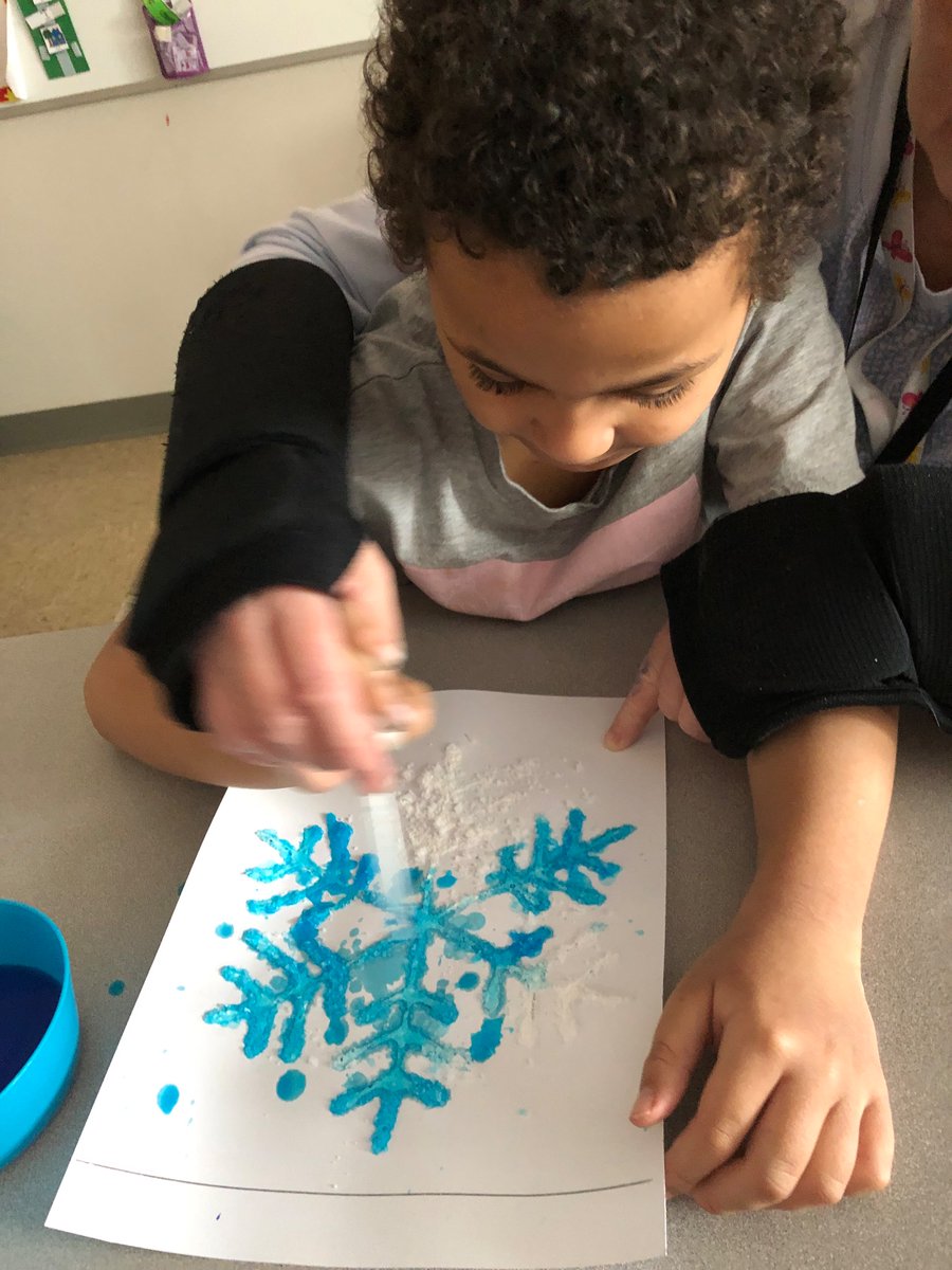 Miss_J_Piazza's tweet photo. Snowflake salt paintings were a hit today! https://t.co/yDxqeVCCHS