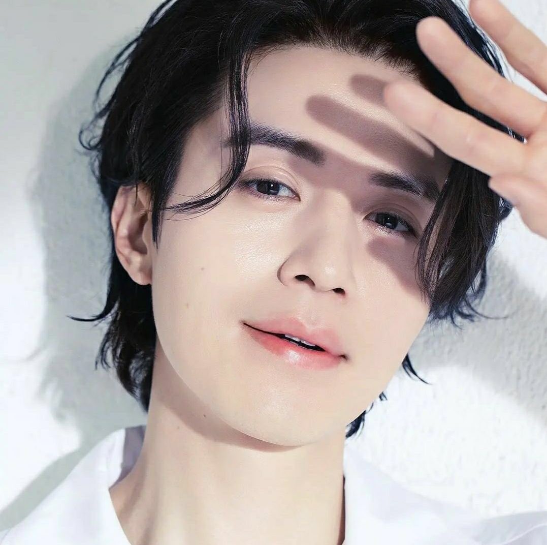 AgnesBucci's tweet photo. “I choose to adore you from a distance…
For distance will shield me from pain”
The pain of wanting you so much, knowing that you’ll never be mine.
But I still love you and I’ll love you forever and a day…
Saranghae #LeeDongWook https://t.co/W1DbMogybW