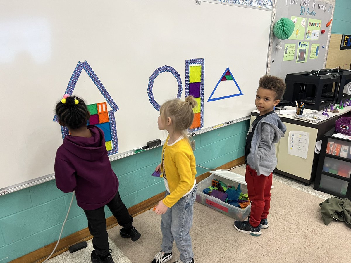 rofo_s's tweet photo. We LOVE Stem time!!! Check out these amazing activities from Mrs. Taggart!! #ROFO https://t.co/lPJ3AonLjv