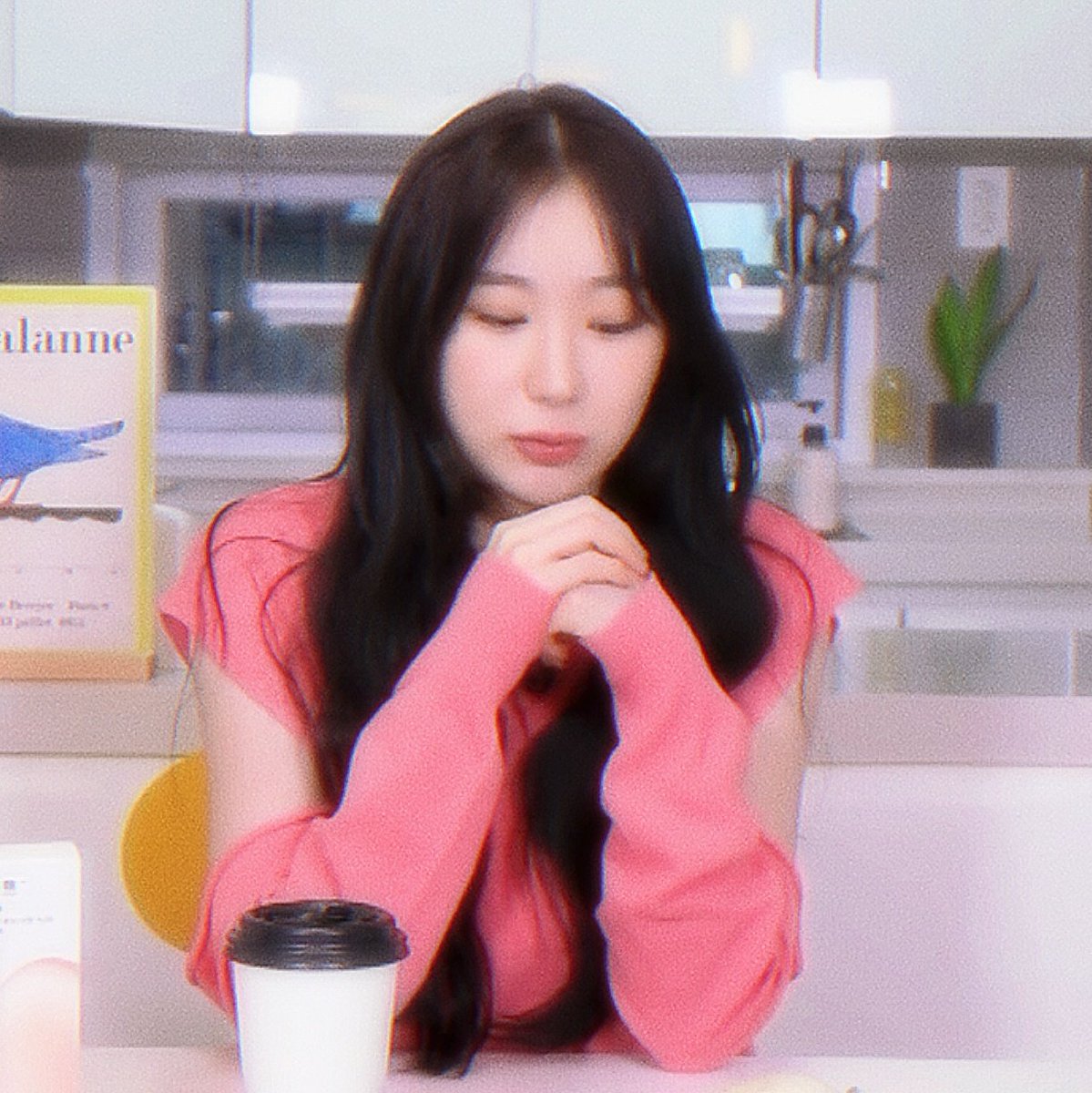 chaeyeonvrs's tweet photo. https://t.co/8AuViJE4HK