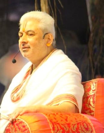 nehal_079's tweet photo. रोटी चावल के लिये आप कही भी जाये लेकिन जिनको भी ब्रह्म की प्राप्ति करनी है उसे सनातन में आना ही पड़ेगा - प.पू. श्री ऋषिवर जी
#Rushivarji
जयतु सनातन 🚩🚩🚩 https://t.co/G15HQ70yVO