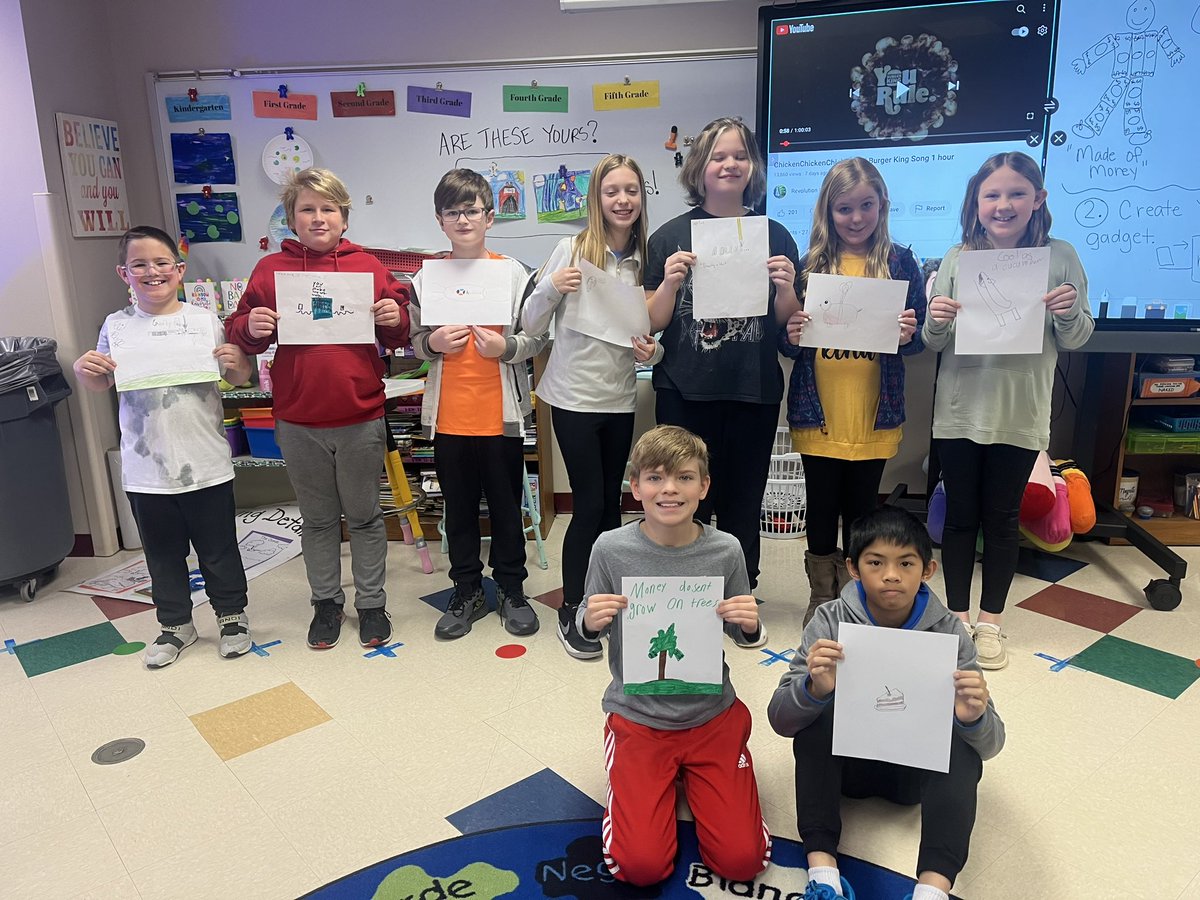 NDESARTROOM's tweet photo. Today my students continued #CrayolaCreativityWeek @NorthDearborn with @CrayolaEdu We learned about #idioms and #gadgets while creating cool art! #SDLearningToLead https://t.co/rPhL3ijLKx