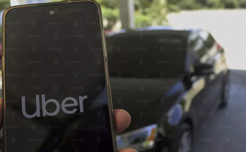 novedadesqroo's tweet photo. #Cancún | Ante la iniciativa "Un día sin taxis" impulsada por la ciudadanía, choferes de Uber afirmaron que se sumarán a esta campaña dando "aventones" gratis. 🚘
https://t.co/Sp6sqsfkzp https://t.co/EfNZMGBkoT
