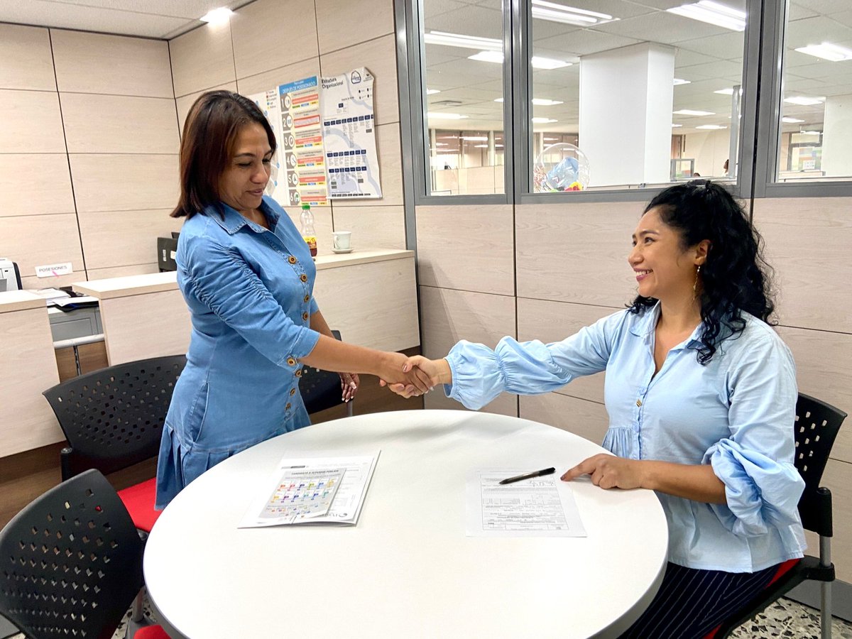 rodrisalazarco's tweet image. ¡Felicitaciones!👏Mónica Mosquera, nueva subsecretaría #TIOs de @Cali_Participa, llega a asumir el reto de aportar a una Cali más incluyente.💙❤️💚
Mujer integral y gran profesional, Mg. en Desarrollo Humano, con experiencia en la admón. pública y conocimiento del territorio.