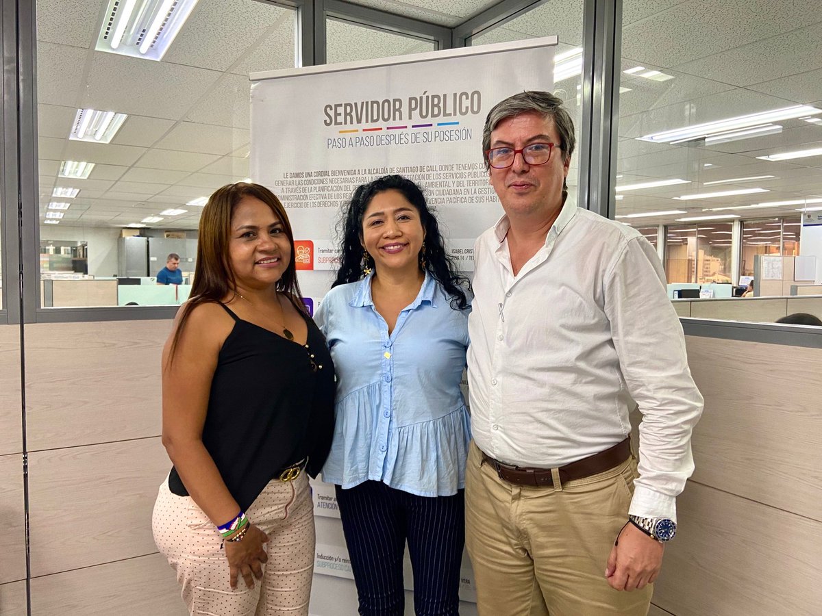 rodrisalazarco's tweet image. ¡Felicitaciones!👏Mónica Mosquera, nueva subsecretaría #TIOs de @Cali_Participa, llega a asumir el reto de aportar a una Cali más incluyente.💙❤️💚
Mujer integral y gran profesional, Mg. en Desarrollo Humano, con experiencia en la admón. pública y conocimiento del territorio.