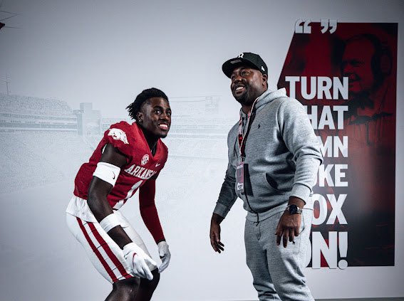 🔴⚪️<a href="/Coach_MWoodson/">Marcus Woodson</a> <a href="/T_WILL4REAL/">Coach T-Will</a> @MohrRecruiting <a href="/ChadSimmons_/">ChadSimmons</a> <a href="/DannyWest247/">Danny West</a> <a href="/samspiegs/">Sam Spiegelman</a>