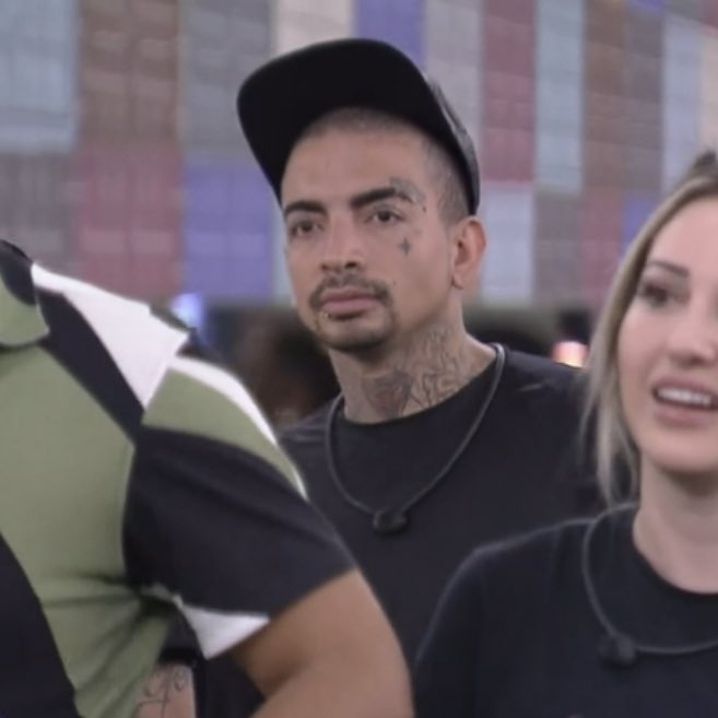 DiulyOttobeli's tweet photo. ISSO AQUI FOI O MELHOR:  🤣
#BBBB23 https://t.co/C4Cs5I79TU