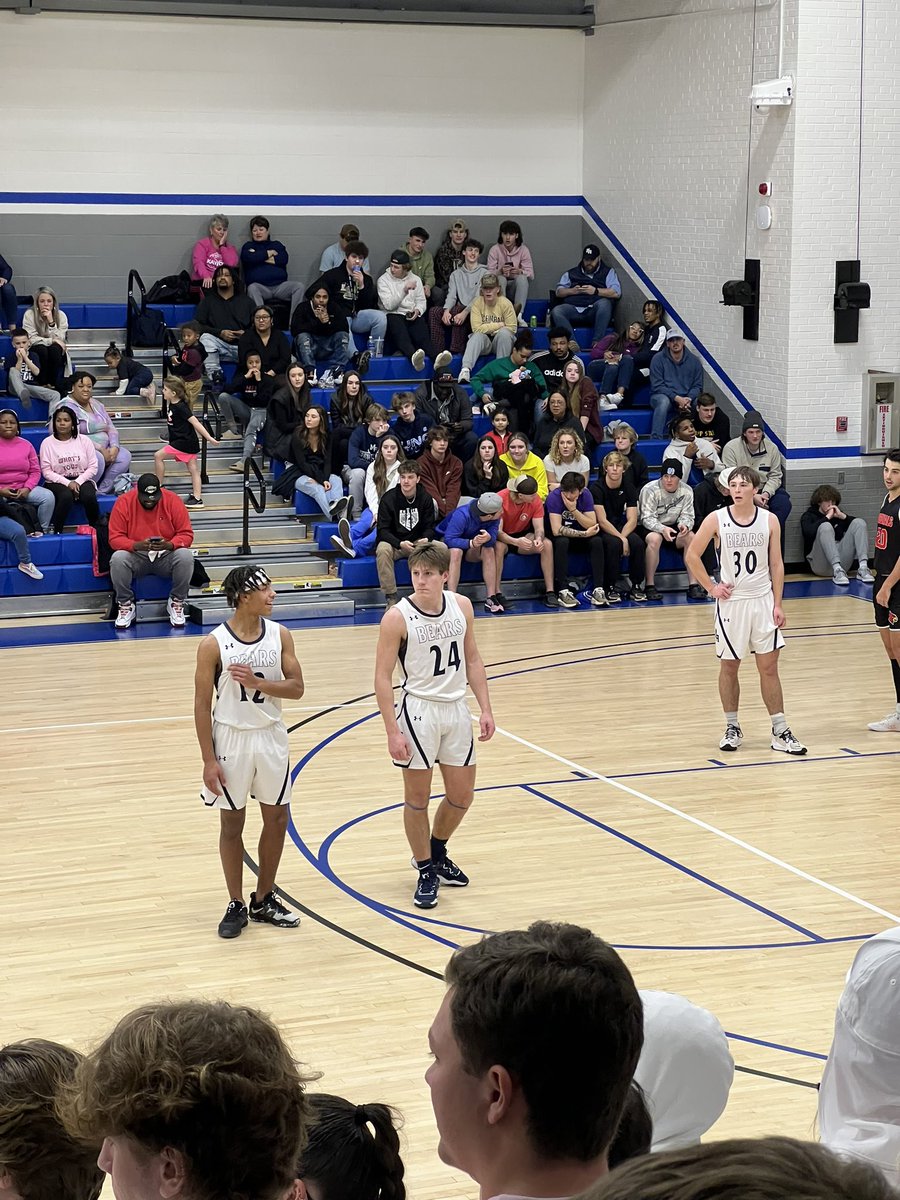 GraniteBears's tweet photo. career high 26 pt night from #24 @calebreid24 leads @GraniteBears Mens 🏀 past East Surry 61-42; @ForeverTyler4 w/17; @ Starmount next GO 🐻 @MACSchools @granitesquad @Coach_Holder4 @BHAYESMABBALL @MrCoryLeeSmith @MABearHistorian https://t.co/QLofBnT4RW
