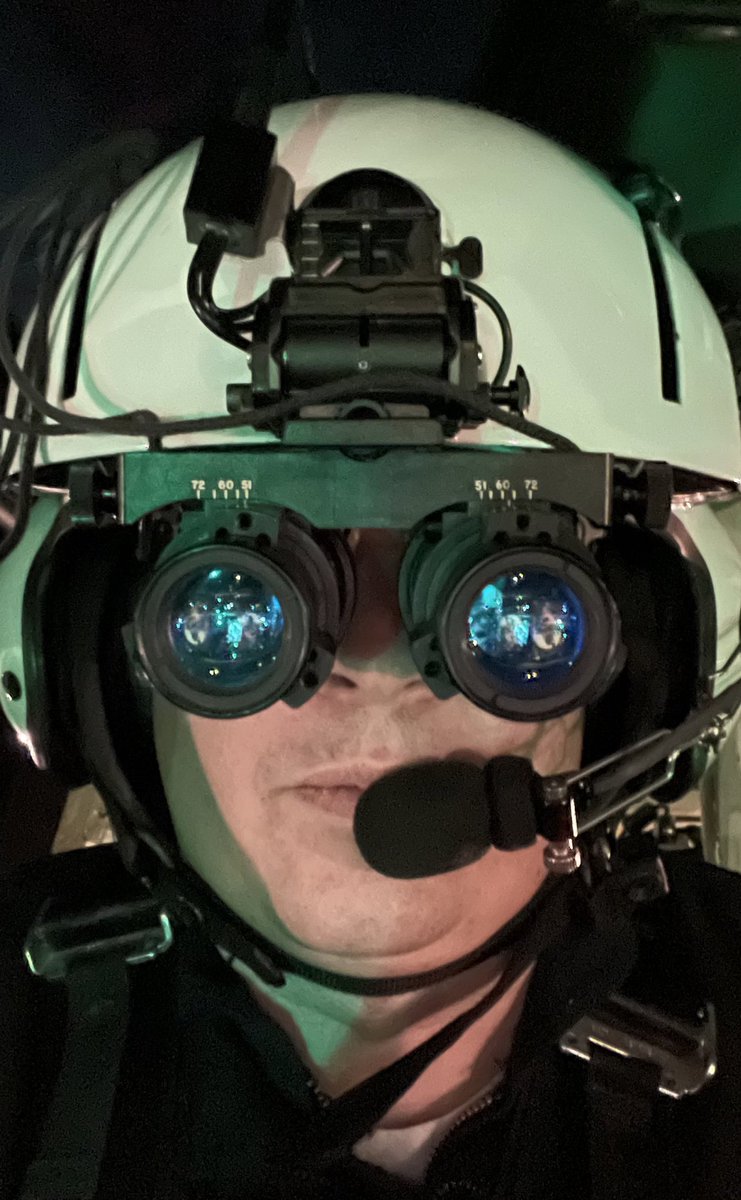 justinphotomode's tweet image. Out saving the world like Superman tonight. 😎

EMS is still the most rewarding job I’ve had. #helicopterpilot #pilotsoftwitter #Pilot