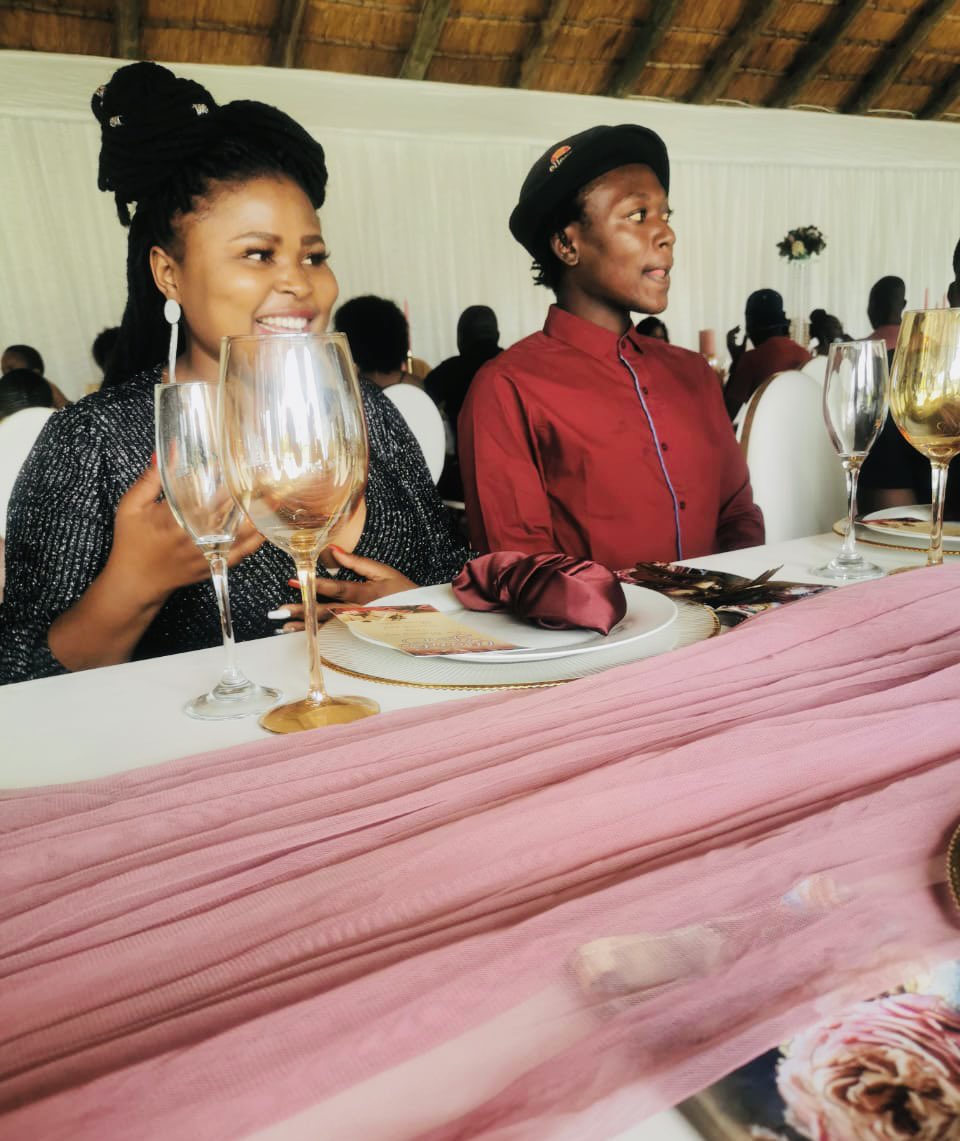 winiliuous's tweet image. Brother ❤️🎱