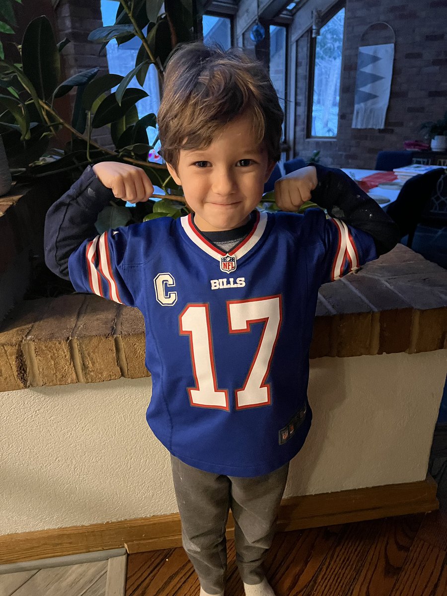 EConley282's tweet photo. He noticed @JoshAllenQB has a “C” on his jersey. Taking the alphabet to the next level. https://t.co/U33eAYqZPJ