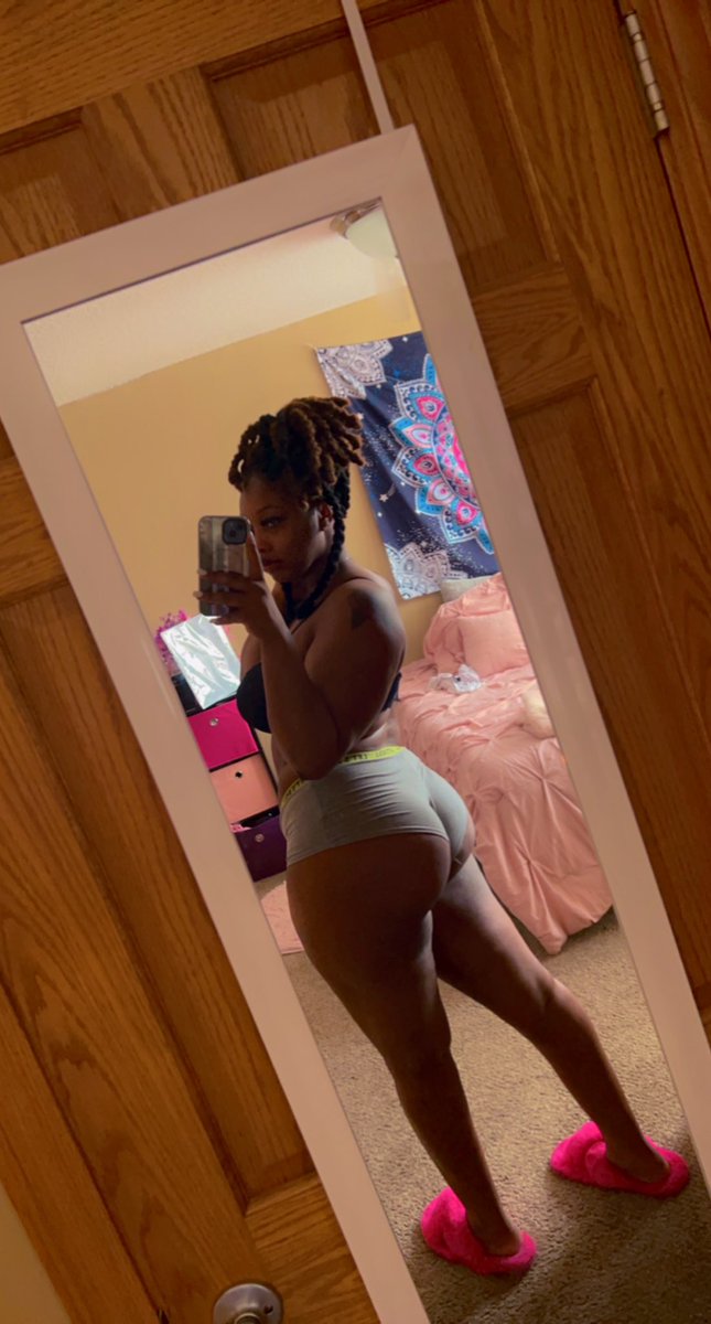 majiahboo's tweet photo. Just loving myself and my body 🥰 https://t.co/3Oy4a4dRNE