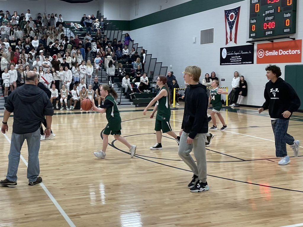 ERMSAthletics's tweet photo. Dublin Defenders Special Olympic Basketball team remains undefeated vs the Eversole All-Stars! Great game! 👏🏻👏🏻👏🏻 https://t.co/sEXMae6RS1