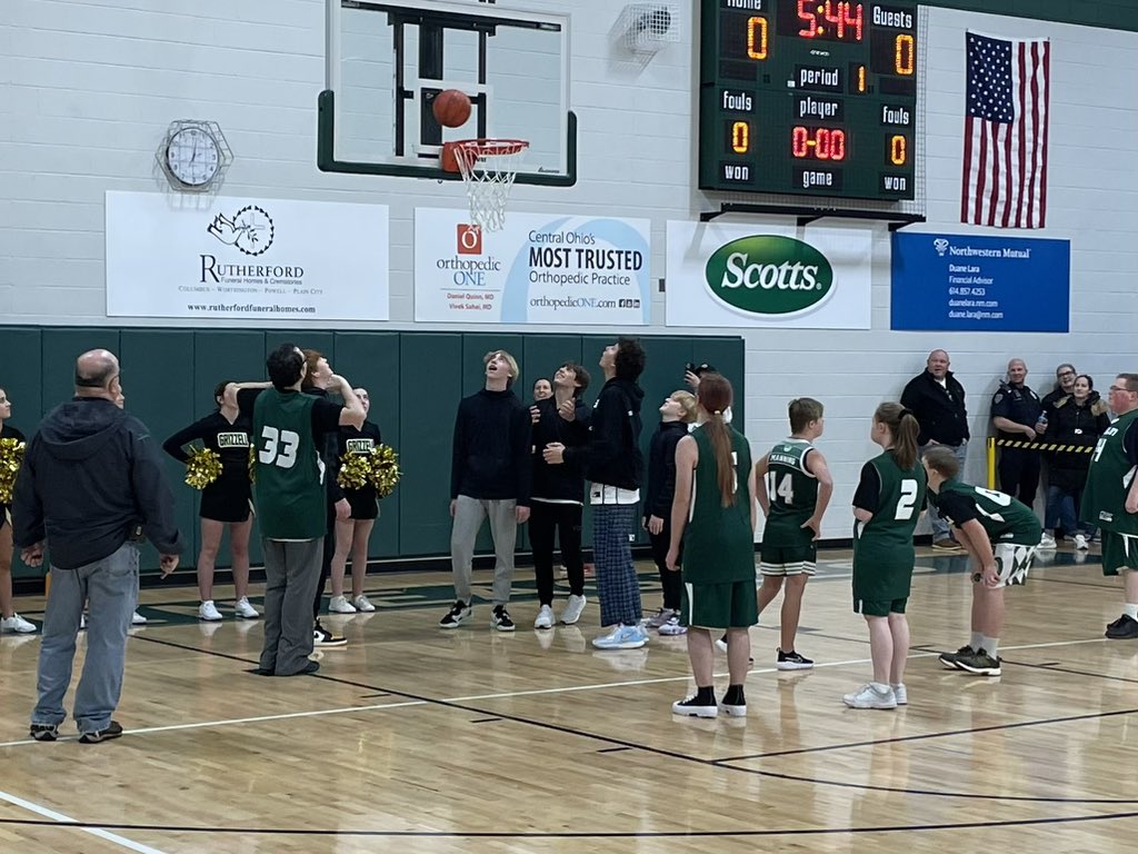 ERMSAthletics's tweet photo. Dublin Defenders Special Olympic Basketball team remains undefeated vs the Eversole All-Stars! Great game! 👏🏻👏🏻👏🏻 https://t.co/sEXMae6RS1