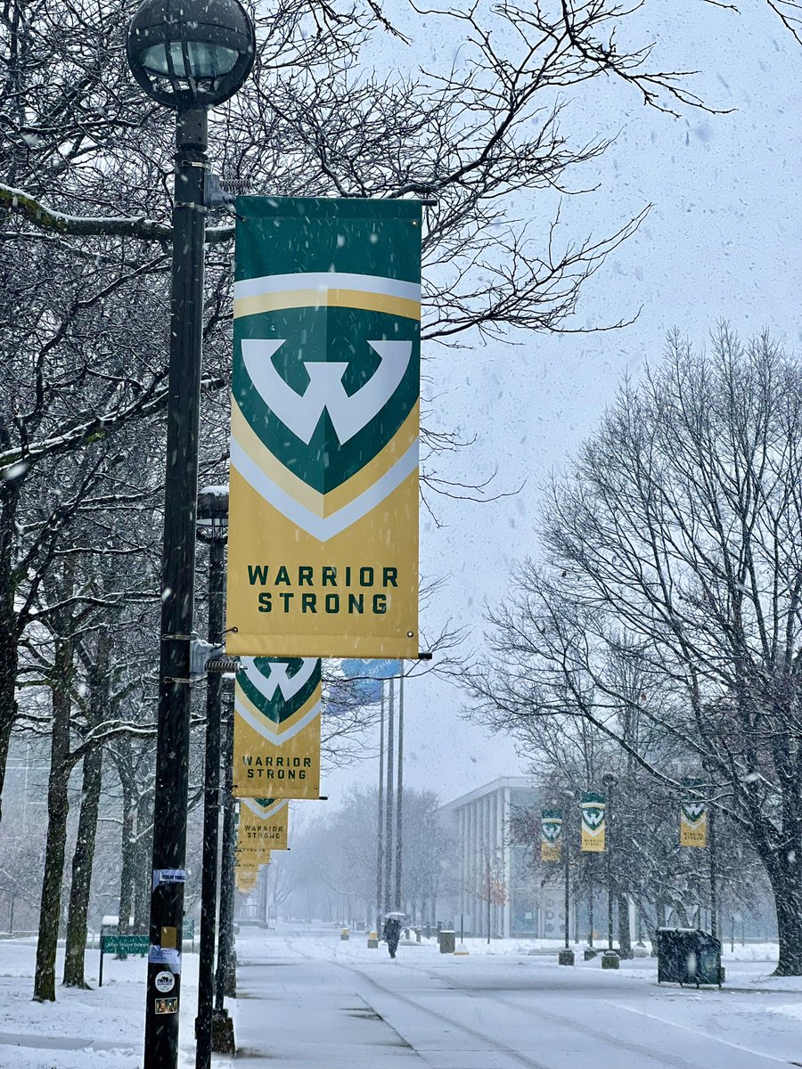 R_Saintdc's tweet photo. #Seasons @ @waynestate https://t.co/N193zLPnDI