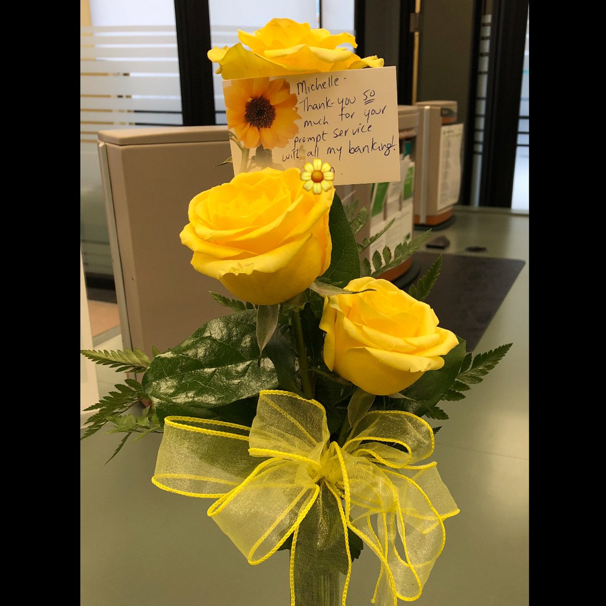 These were so pretty. Sent flowers as a thank you for just doing my job… customer focused 😊