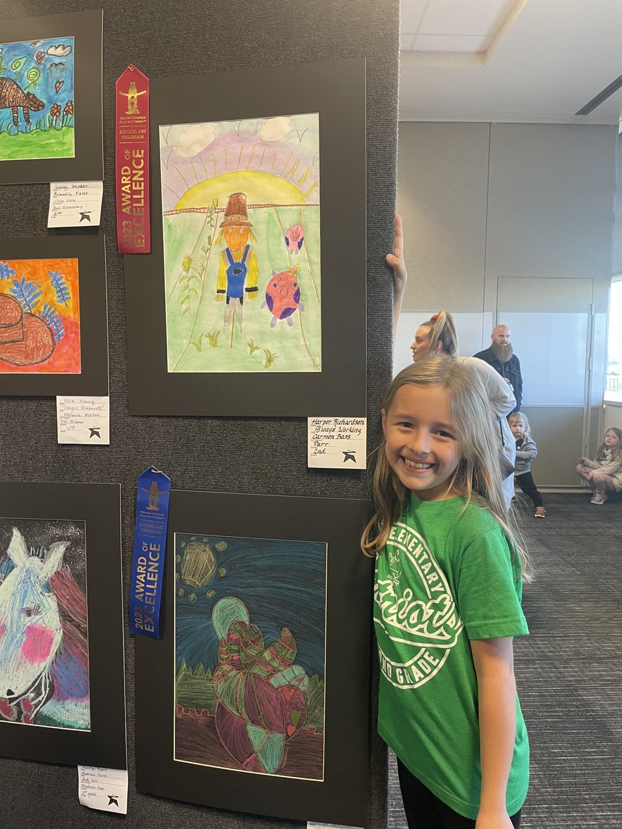 hollyshughes's tweet photo. Love seeing this proud Parr Patriot sharing her rodeo art! ⁦@ParrPatriots⁩ ⁦@ClearCreekISD⁩ ⁦@CCISD_VPA⁩ https://t.co/5G5v4ezUt7