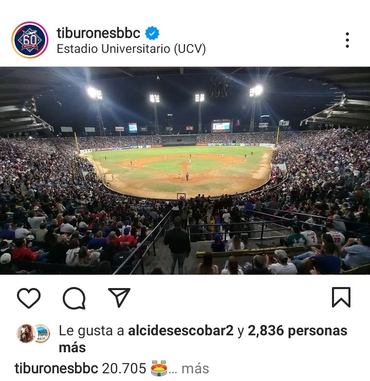 engell96's tweet photo. Los héroes de la jornada se describen en tres imágenes. Erick Leal, La ofensiva Guairista y el peso de la fanaticada. 1-2 La serie descuenta Tiburones. #GranfinalLVBP @tiburones_net @leones_cbbc https://t.co/5LUDpQPpW0