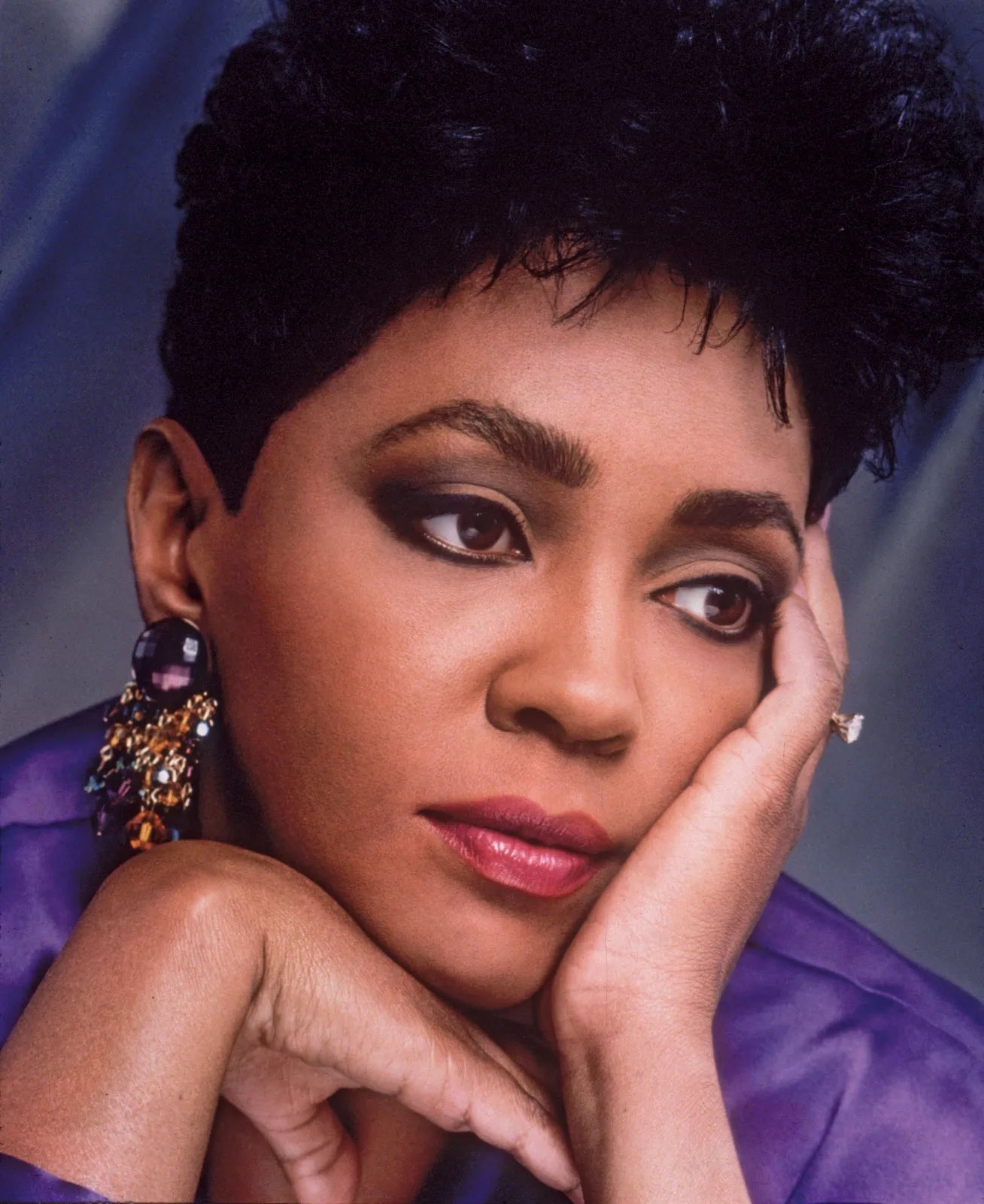 Happy Birthday to Anita Baker . 