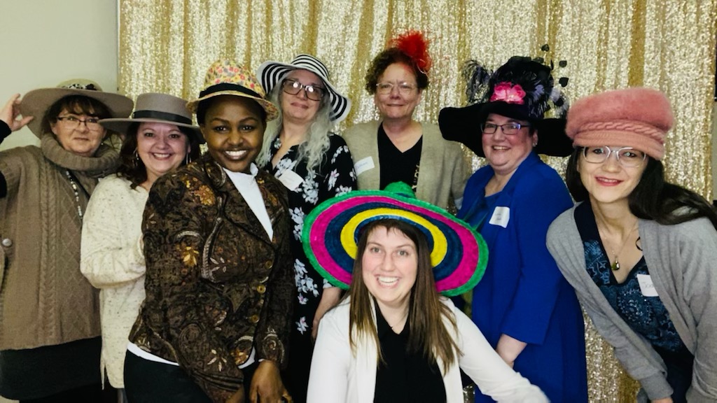 libraryinklings's tweet photo. #womeninbizhanna https://t.co/TiVFtnFFKQ