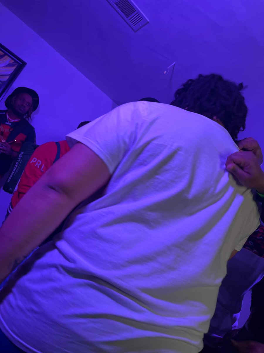 Blitz_darapper's tweet image. @KnoxWinning just caught a body 😬