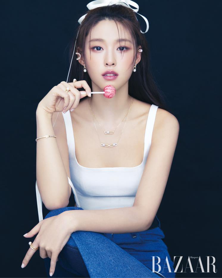 FncpvL8aYAEwnlA?format=jpg&name=medium