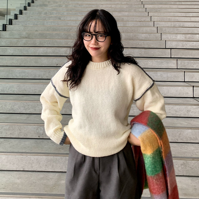 nugu_official's tweet photo. daily look of #6muROMU💚🤎 https://t.co/Iy5kQHbrj4