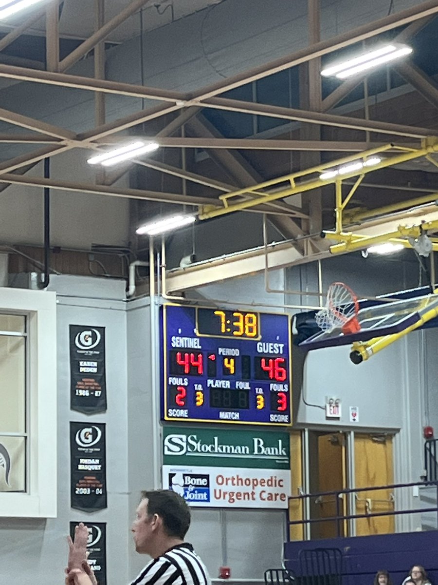 SentinelGBB's tweet photo. End of the 3rd quarter for the spartans! #mtscores https://t.co/QnhEUyb8gI
