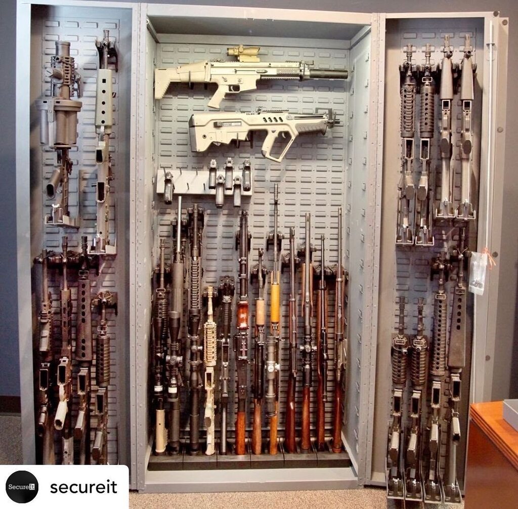 PewLongRange's tweet photo. Now we’re talking! Great looking wall using @secureit panels. #2Ndamendment #boltaction #precisionrifleseries #precisionriflenetwork #longrangeshooting #rifles #pewpewlife #shooting #ar15 #65creedmoor #gunsofinstagram #gunsdaily https://t.co/XHKMKTcuBh