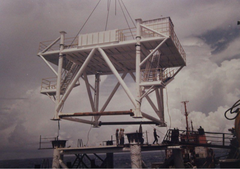 justtodo18's tweet photo. The first #DK1 rig houses were established:
- DK1/1 - #TuChinhBank (#VanguardBank).
- DK1/2 - #PhucNguyenShoal (#PrinceConsort).
- DK1/3 - #PhucTanShoal
(#PrinceWales).
- DK1/4 - #BaKeShoal
(#BombayCastle). https://t.co/qwo9gEDMdZ