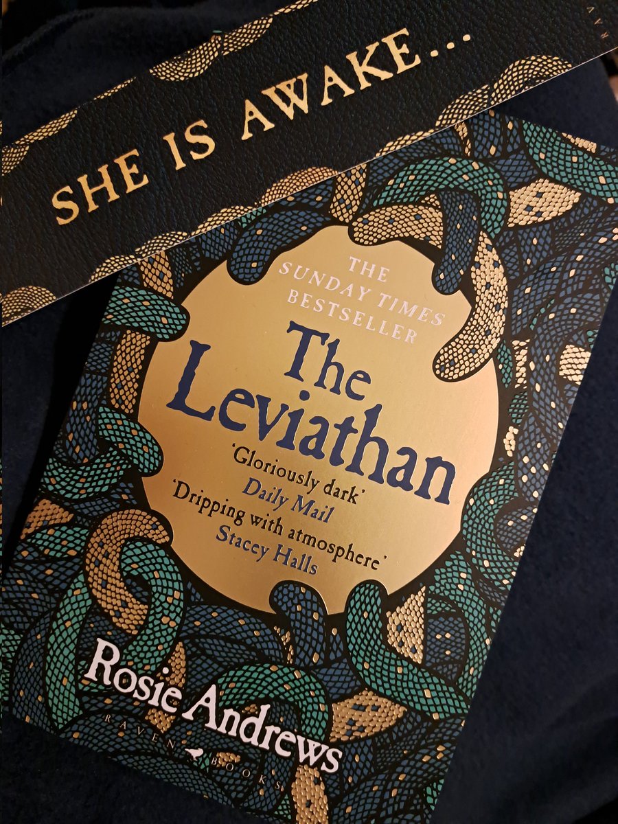 Em 📚 nightreader tweet media