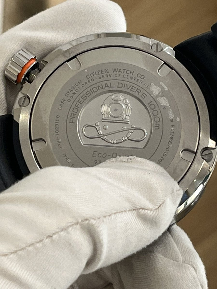 NAKANIWA_WATCH's tweet photo. 【ヤバい！】本日、CITIZEN PROMASTER BN7020-09Eが入荷しました。この時計年甲斐もなく使う言葉ではないですが『ヤバい！』マジでカッコ良すぎです。ケース厚2.2㎝ありますがチタンケースの為重量感無し。実物一度見に来てください(^^)/ #PROMASTER https://t.co/NM7oXGLliI