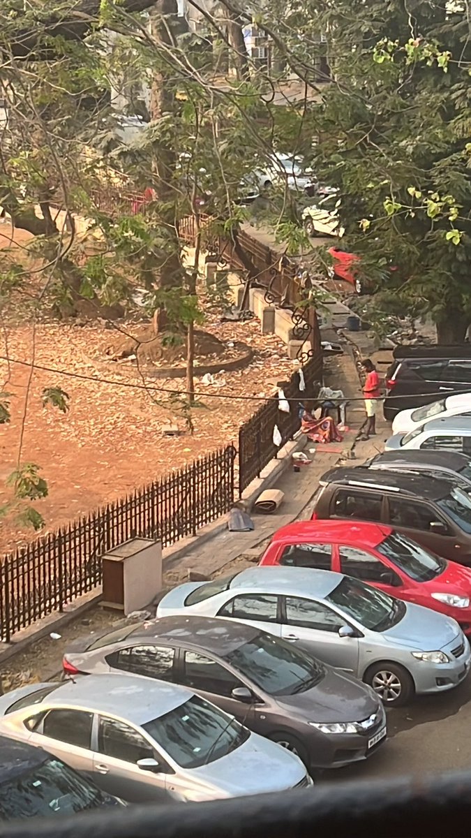 Da1GowaliaTank's tweet photo. 11 days after initial complaint #Dward @mybmcWardD @mybmc @PrashantNGaikwd @IqbalSinghChah2 still #NO #Action on Tejpal Road. You talk about beautification of Mumbai, Rs 16-20 Crs being spent of #Citizens #Tax #Money, and this is what we have to live in. #VoteBank hence #NoAction https://t.co/J7uzE8TA6I